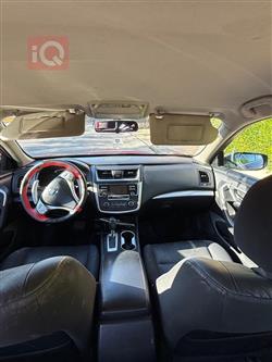 نيسان ألتيما